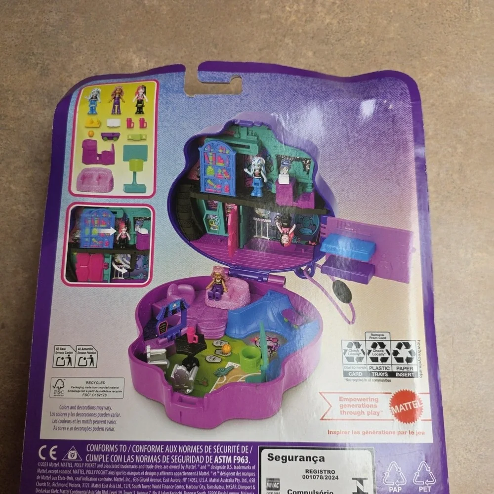 Mattel Polly Pocket Monster High Skull Compact 1in Doll Playset New In Box Toy